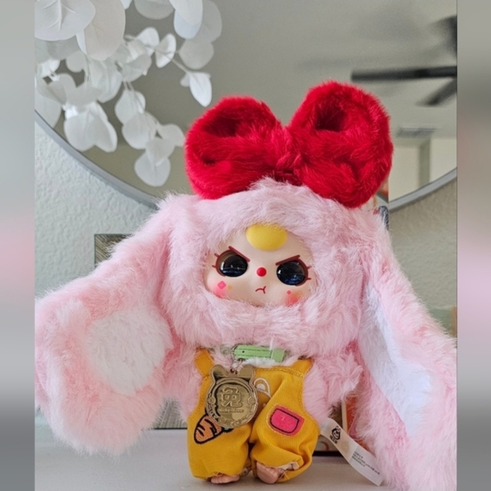 NIB Baby Three Chinese Zodiac V2-Cat with special Glitter eyes